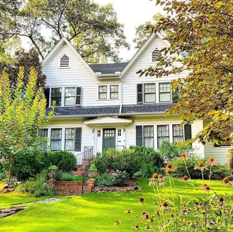 White house in Overbrook Historic District in downtown Greenville